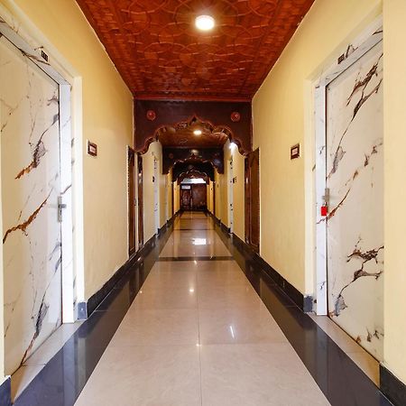 Fabhotel Kashmir Hilltown Durgjan Exteriör bild