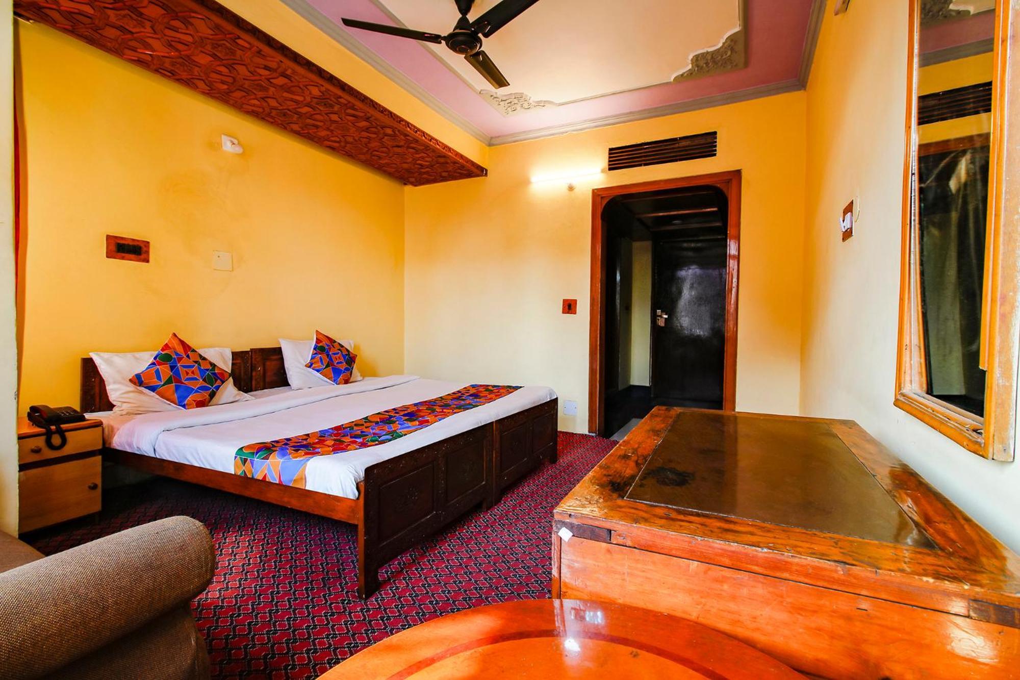 Fabhotel Kashmir Hilltown Durgjan Exteriör bild