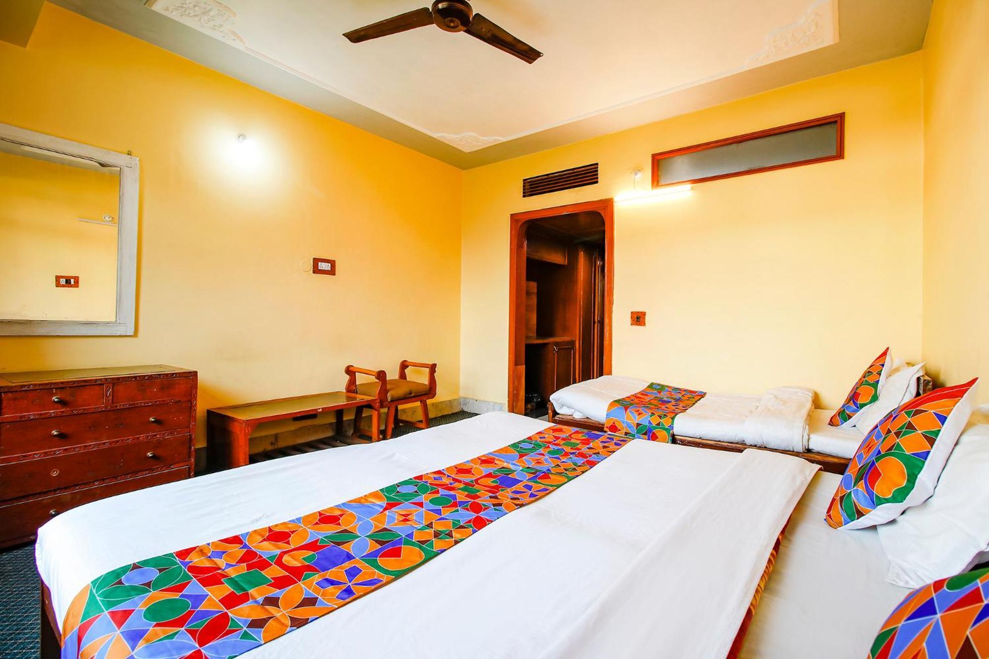 Fabhotel Kashmir Hilltown Durgjan Exteriör bild
