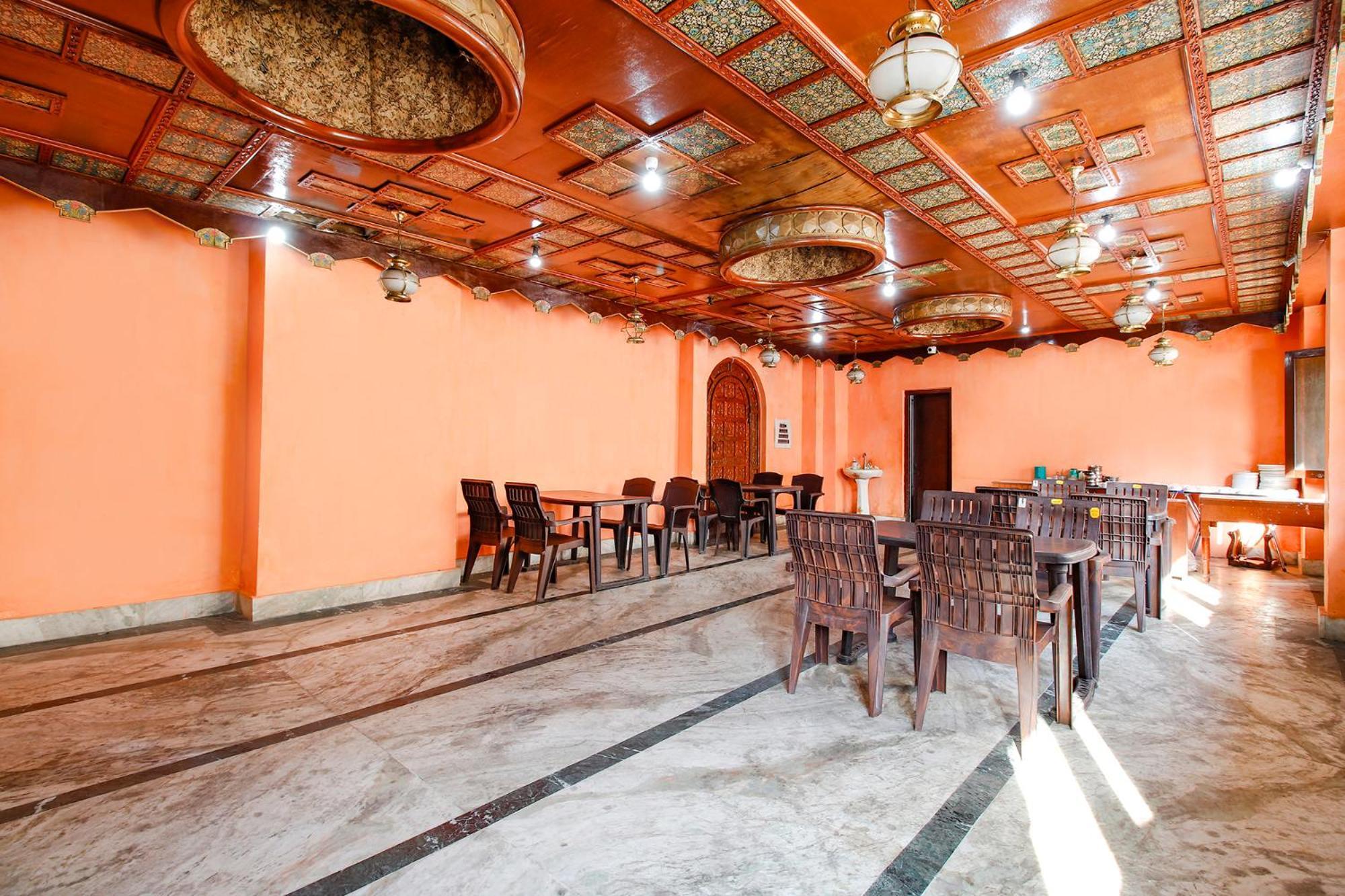 Fabhotel Kashmir Hilltown Durgjan Exteriör bild