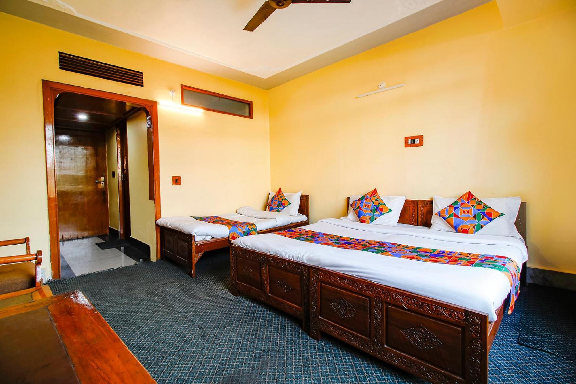 Fabhotel Kashmir Hilltown Durgjan Exteriör bild