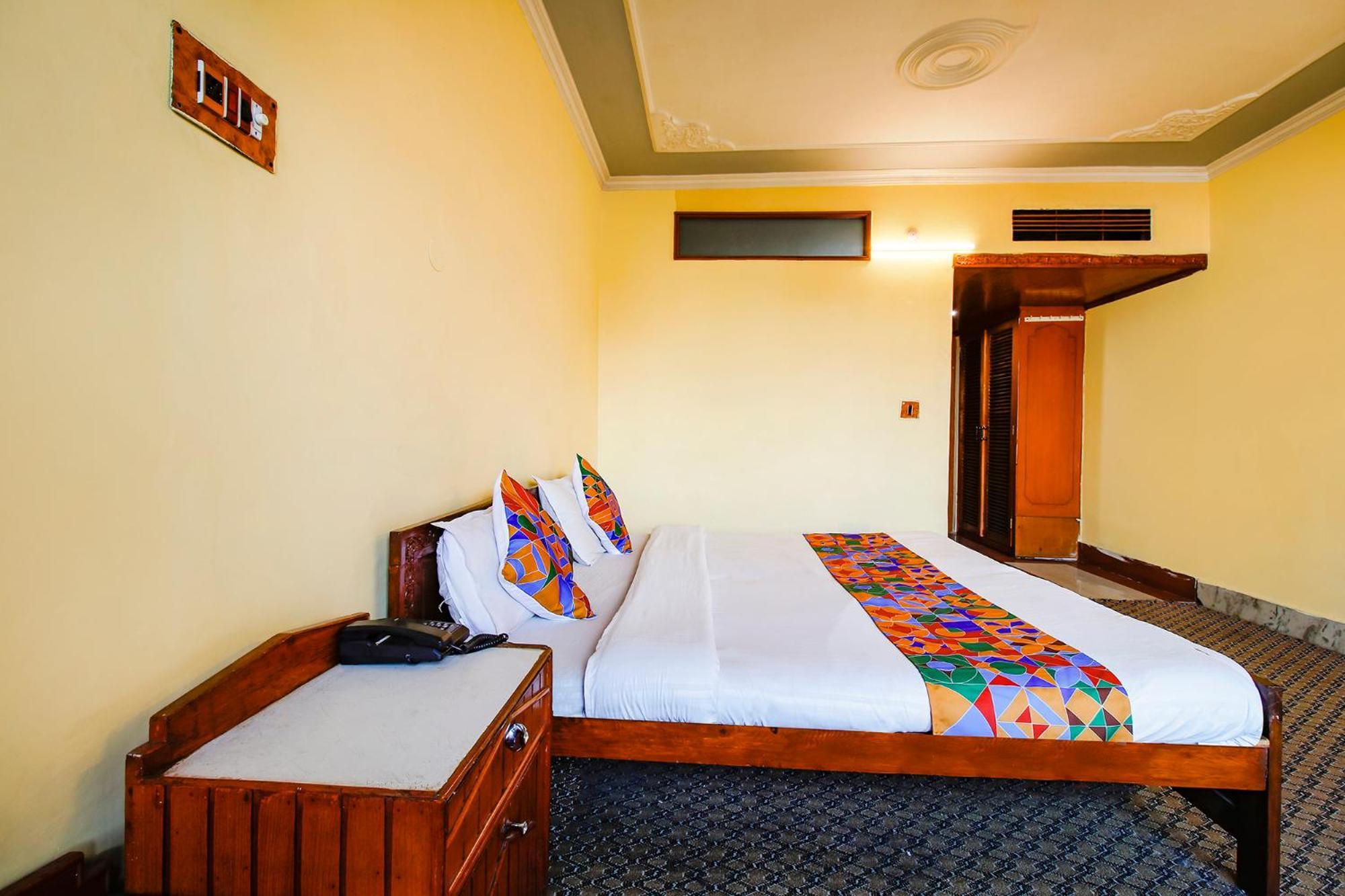 Fabhotel Kashmir Hilltown Durgjan Exteriör bild