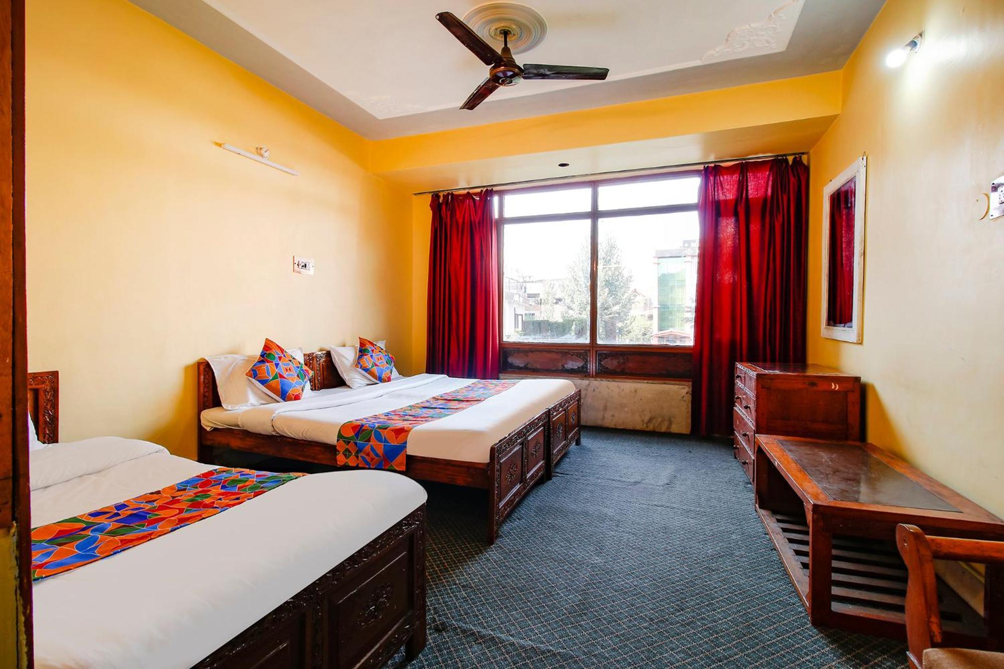 Fabhotel Kashmir Hilltown Durgjan Exteriör bild