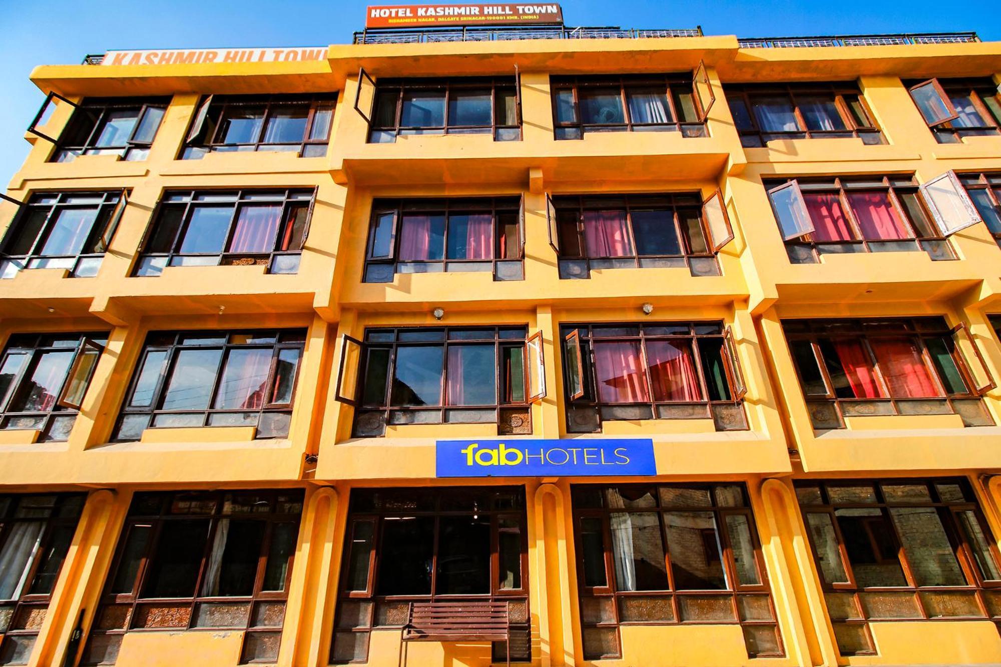 Fabhotel Kashmir Hilltown Durgjan Exteriör bild